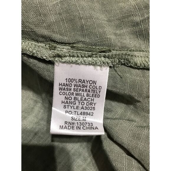 Umgee Green Button-Up Frayed Hem High Low Women's Top MED - Picture 7 of 8